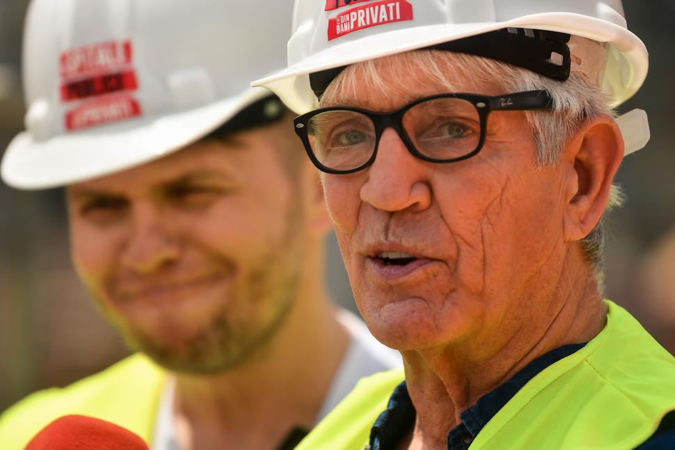 Actorul Eric Roberts a vizitat şantierul viitoarei Clinici de Psihiatrie Pediatrică „Prof. Dr. Alexandru Obregia” 1069947