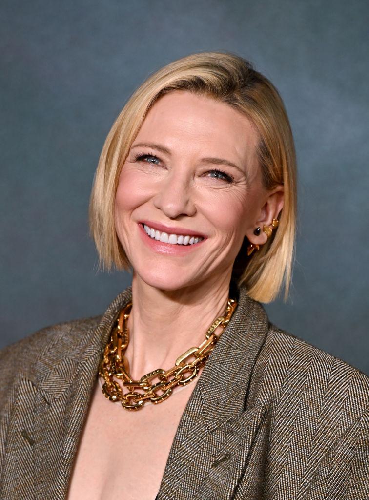 Cate Blanchett și Selena Gomez vor juca într-un film interzis minorilor. Michael Fassbender va avea rolul principal masculin 1070082