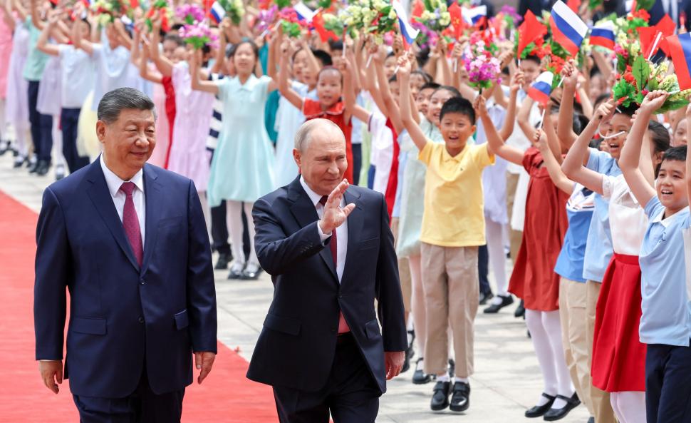 Cum a fost primit Putin la Beijing. Xi Jinping l-a atacat pe Trump în timpul întâlnirii cu liderul rus 1069986