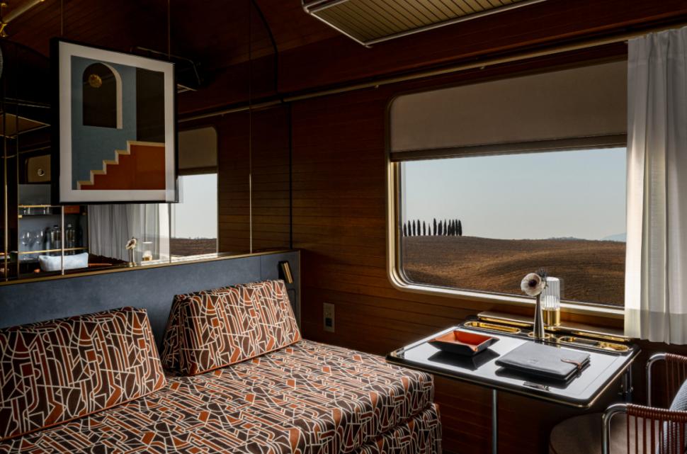 Cum arată și cât costă o călătorie cu noul Orient Express pe ruta Roma-Istanbul. Trenul va avea două opriri în România 1070104