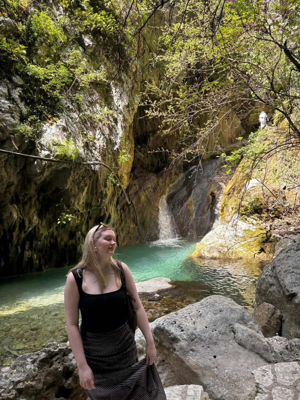 Doi soți au lăsat viața de oraș și s-au mutat într-un sat de pe insula grecească Lefkada: „Cheltuim mai puțin și trăim mult mai bine” 1070793