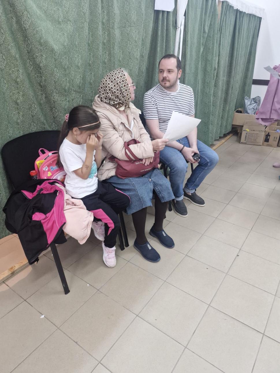 O caravană medicală a ajuns în sate izolate din Delta Dunării. Alexandru Rogobete: Peste 145 de pacienți, consultați gratuit de medici  1071009