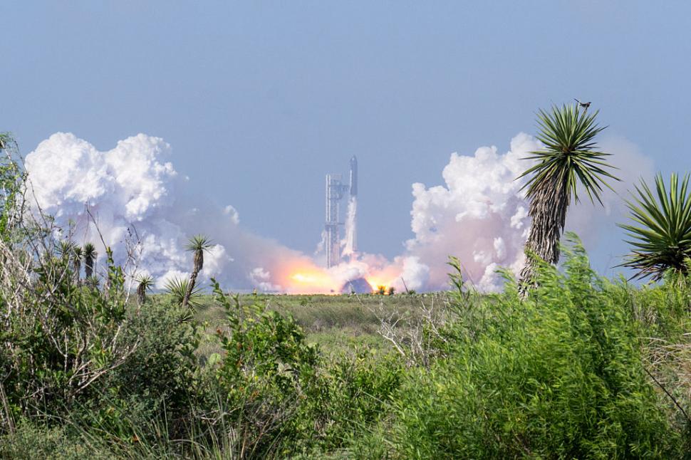 SpaceX a lansat racheta Starship V3, cea mai mare și mai performantă de până acum. Ce incidente s-au înregistrat 1071037