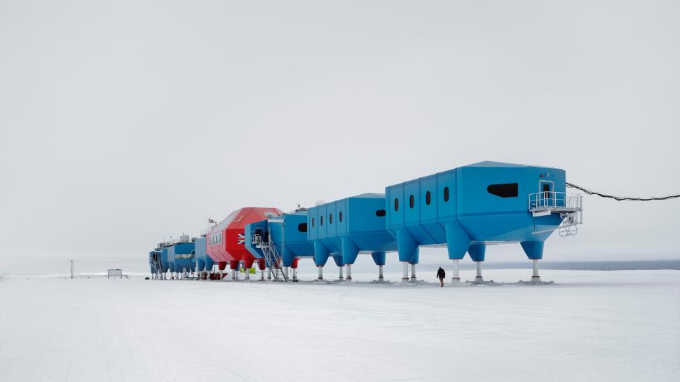 Antarctica este ultima frontieră a arhitecturii. Cine este omul care o proiectează aproape de unul singur 1071517