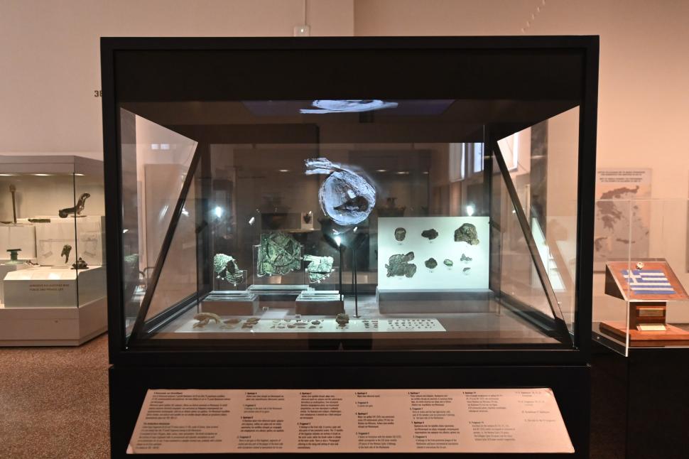 Mecanismul de la Antikythera: Descoperit într-o epavă în 1901, computerul antic care „prezicea viitorul” nu a avut rival 1.400 de ani 1072371