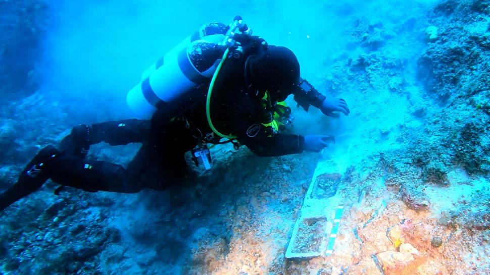 Mecanismul de la Antikythera: Descoperit într-o epavă în 1901, computerul antic care „prezicea viitorul” nu a avut rival 1.400 de ani 1072376
