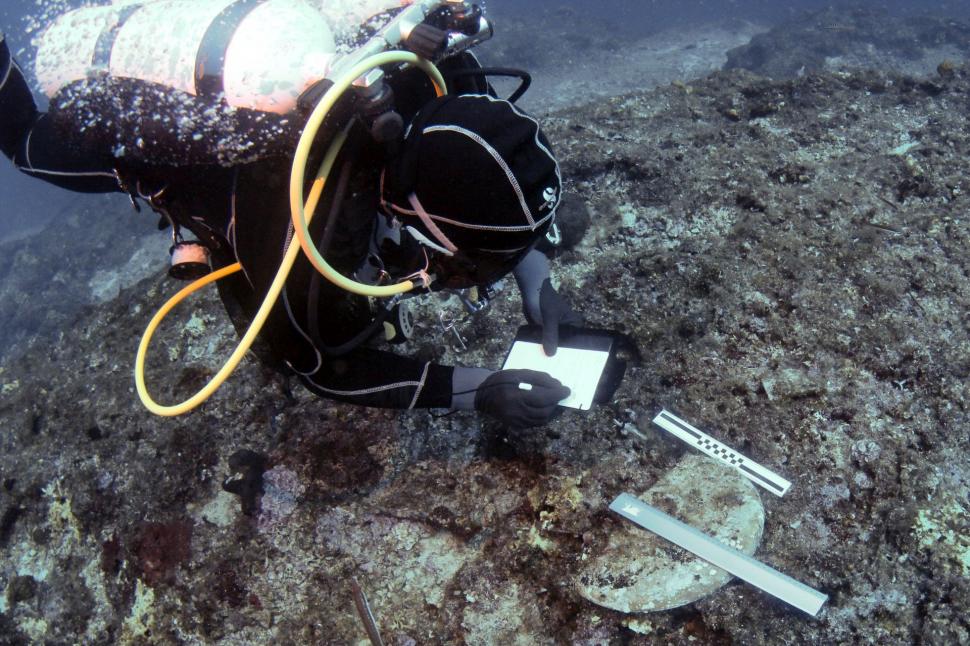 Mecanismul de la Antikythera: Descoperit într-o epavă în 1901, computerul antic care „prezicea viitorul” nu a avut rival 1.400 de ani 1072377