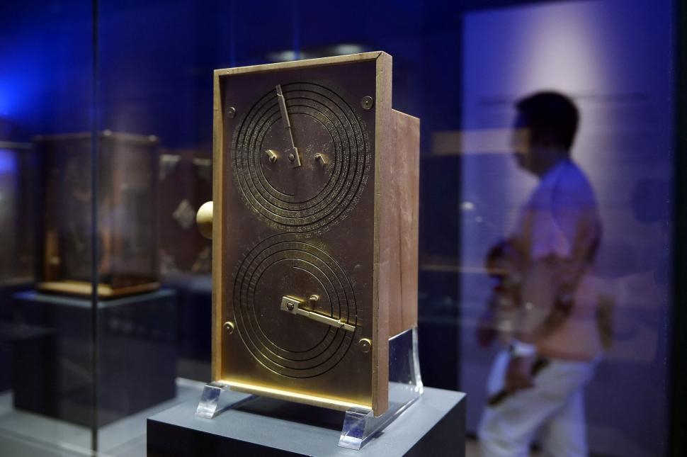 Mecanismul de la Antikythera: Descoperit într-o epavă în 1901, computerul antic care „prezicea viitorul” nu a avut rival 1.400 de ani 1072381