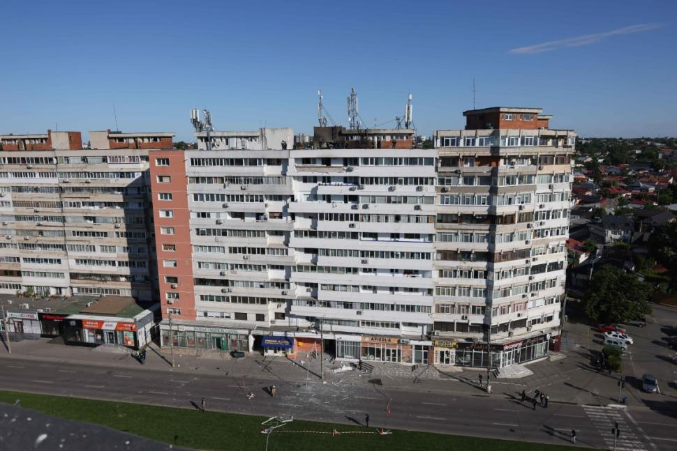 Cum arată apartamentul din Galaţi lovit de dronă. Imagini surprinse din interior 1072724