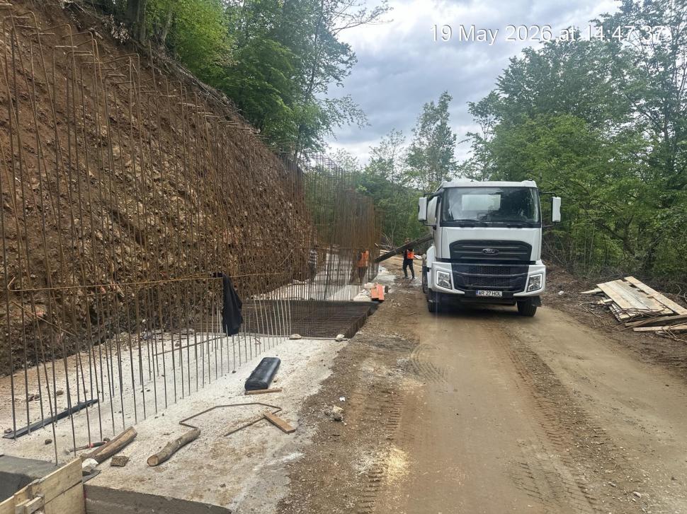 „Drumul Regelui” se reconstruiește. Pe aici trecea familia regală spre stațiunea Vața. Unde este, cum arată acum și când va fi gata 1072587