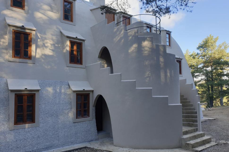 Un chalet proiectat de Antoni Gaudí, ascuns în Pirinei timp de peste un secol, tocmai a fost descoperit. Cum arată clădirea renovată 1072838