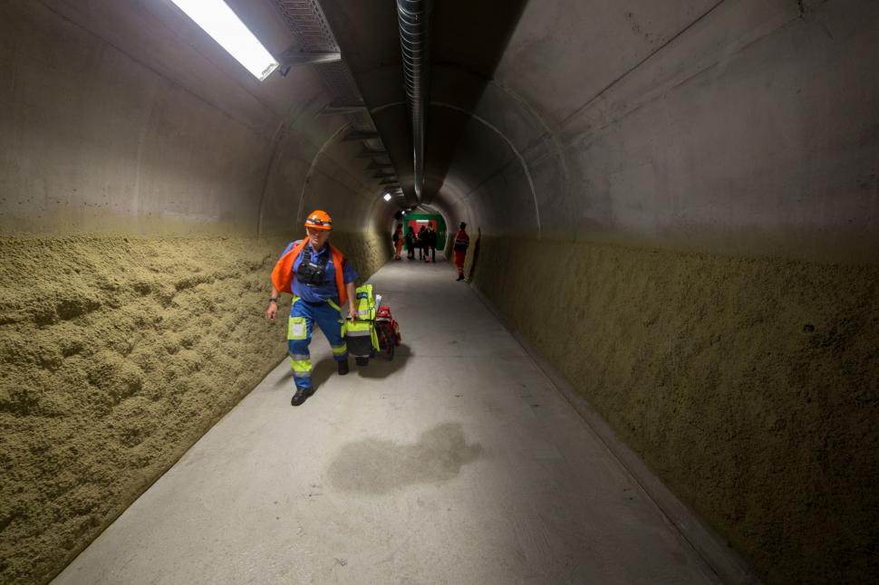 Cel mai lung tunel feroviar din lume e aproape gata: Va traversa Alpii pe sub munți și va lega două țări cu trenuri de mare viteză 1073016