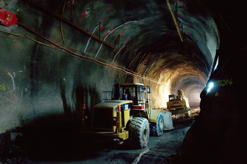 Cel mai lung tunel feroviar din lume e aproape gata: Va traversa Alpii pe sub munți și va lega două țări cu trenuri de mare viteză 1073019