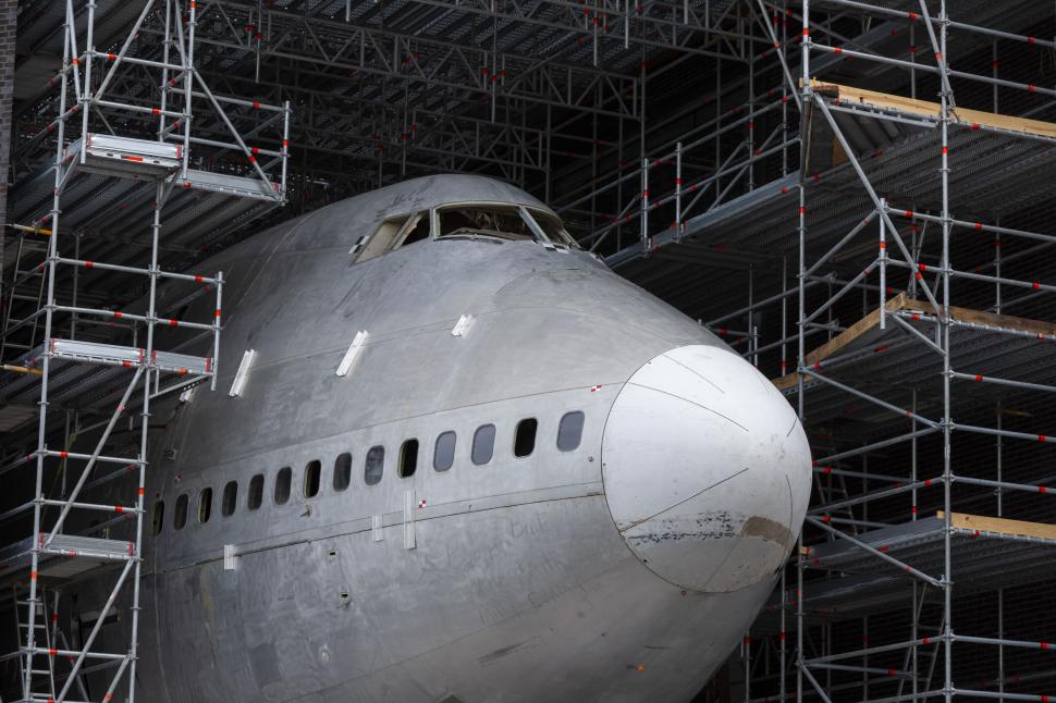 Americanii construiesc două turnuri zgârie-nori cu un avion Boeing 747 suspendat între ele. Cum arată acum cartierul „Aero1200” 1073387