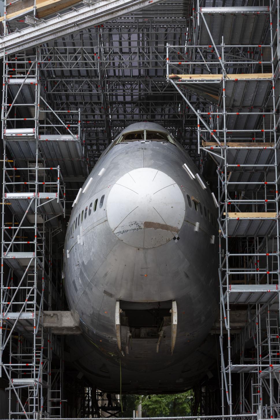 Americanii construiesc două turnuri zgârie-nori cu un avion Boeing 747 suspendat între ele. Cum arată acum cartierul „Aero1200” 1073394