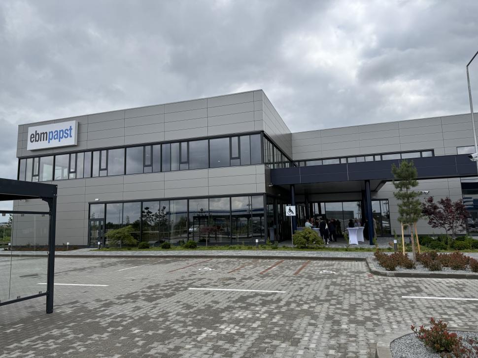 Orașul din România unde astăzi s-a deschis o fabrică de ventilatoare, de 30 de milioane de euro: Apar 450 de noi locuri de muncă 1073600