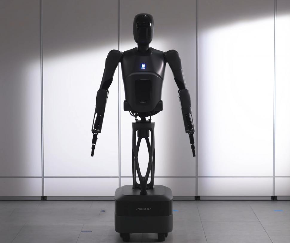 Un robot semi-umanoid, care învață meseria direct la locul de muncă, a fost prezentat de producători. Cum arată și unde se poate angaja 1073770