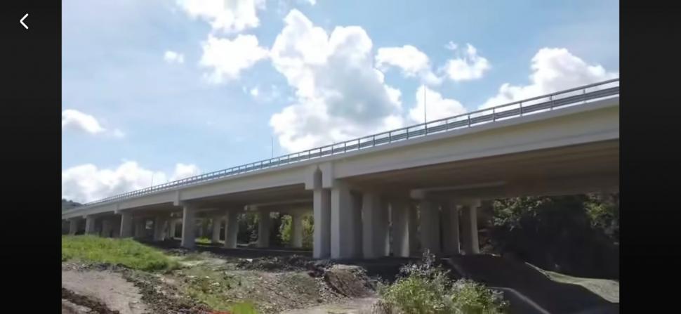 Şeful CNAIR anunţă că tronsul 4 al Autostrăzii Sibiu-Pitești s-ar putea deschide cu 6 luni mai devreme. Imagini cu stadiul lucrărilor 1074185