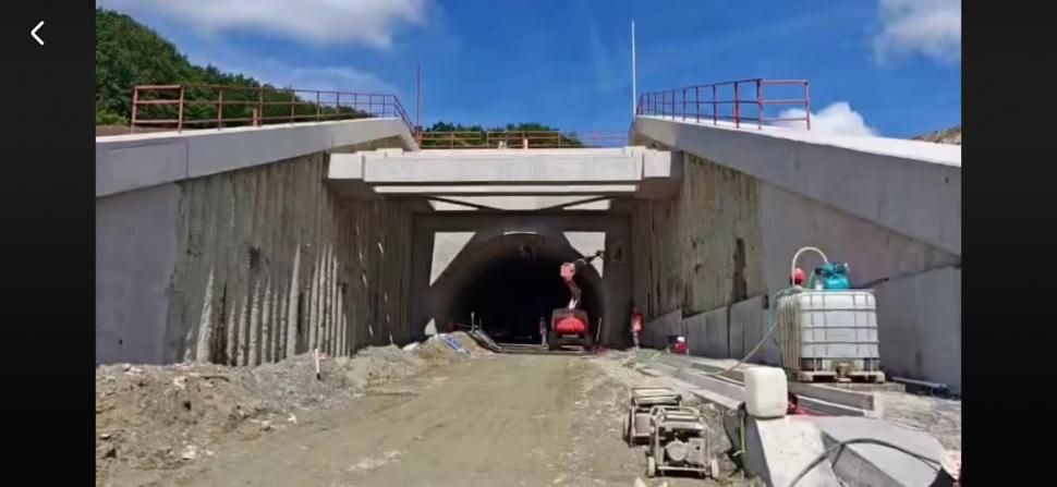 Şeful CNAIR anunţă că tronsul 4 al Autostrăzii Sibiu-Pitești s-ar putea deschide cu 6 luni mai devreme. Imagini cu stadiul lucrărilor 1074188
