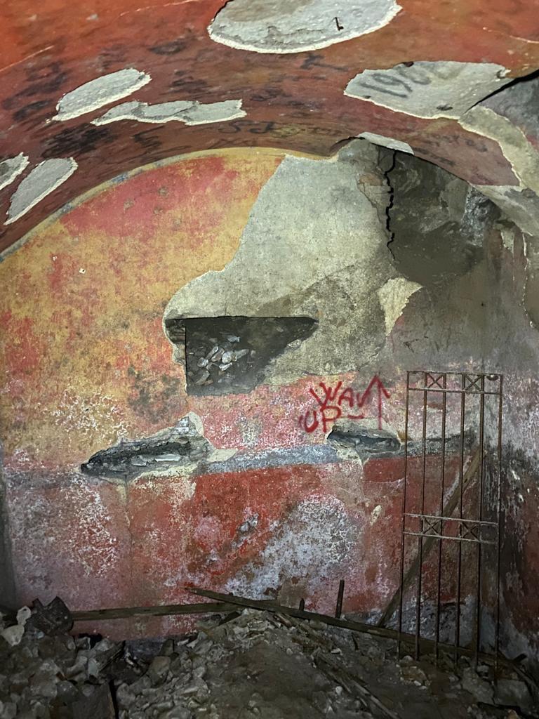 Niște copii au descoperit o vilă romană luxoasă veche de 1.800 de ani, sub sala de sport a liceului lor din Roma 1074477
