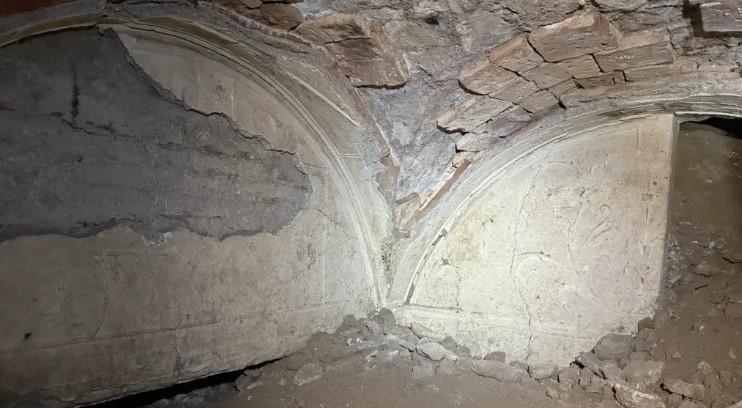 Niște copii au descoperit o vilă romană luxoasă veche de 1.800 de ani, sub sala de sport a liceului lor din Roma 1074480