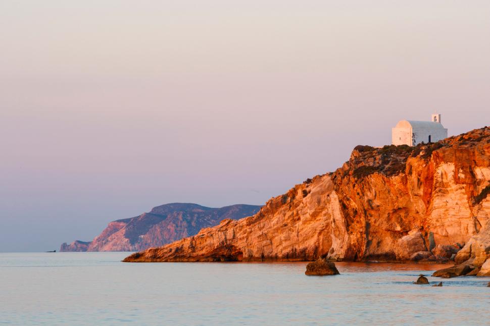 Cele mai curate ape din lume au fost descoperite pe o insulă din Grecia. Puţini români au ales-o ca destinaţie de vacanţă 1074031