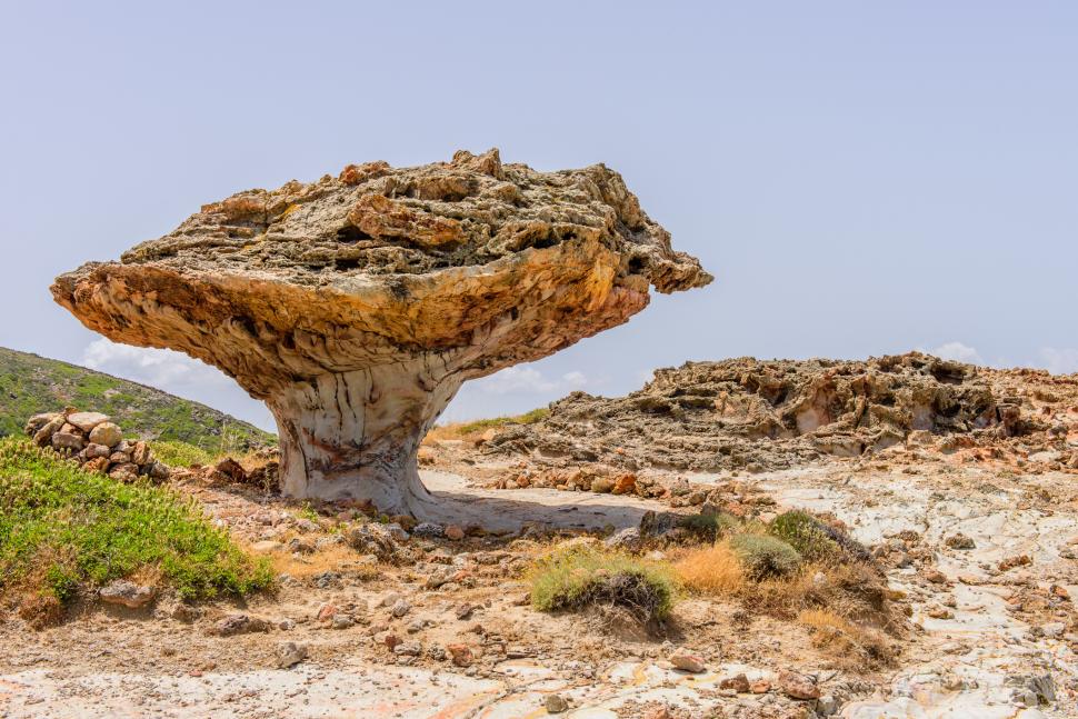 Cele mai curate ape din lume au fost descoperite pe o insulă din Grecia. Puţini români au ales-o ca destinaţie de vacanţă 1074036