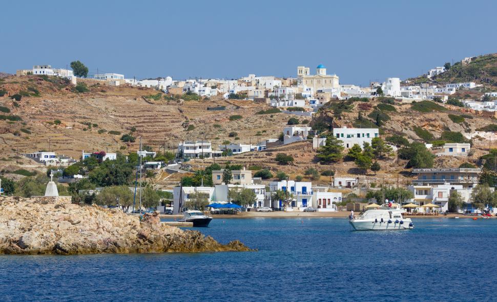 Cele mai curate ape din lume au fost descoperite pe o insulă din Grecia. Puţini români au ales-o ca destinaţie de vacanţă 1074043