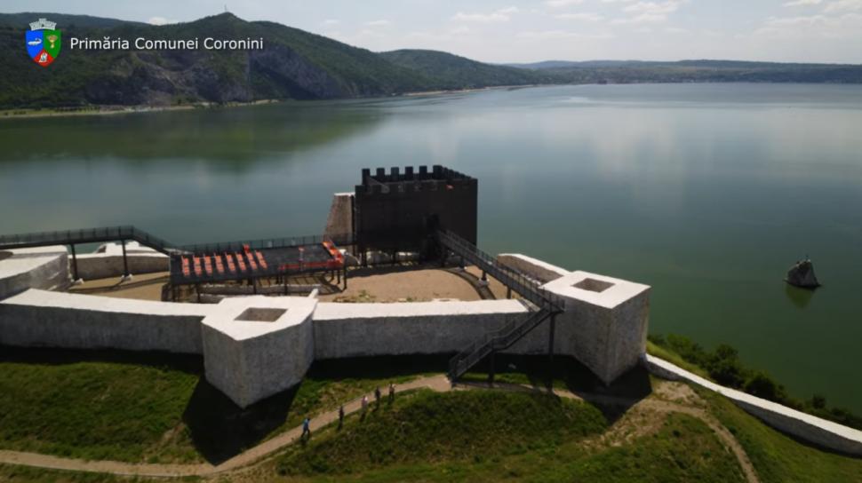 Cetatea Ladislau s-a redeschis, după o restaurare de opt ani cu fonduri europene. Cum pot ajunge turiștii acolo 1074881