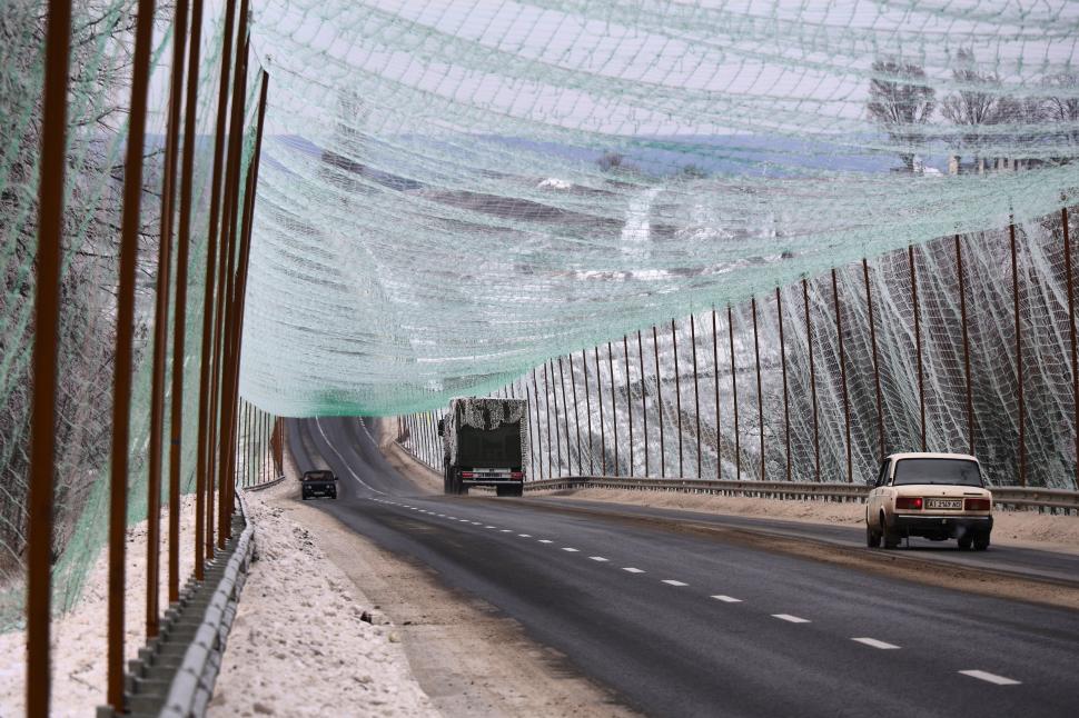 Ucraina a construit peste 820 de kilometri de tuneluri anti-drone, de la începutul anului. Cum arată și cum funcționează 1074958