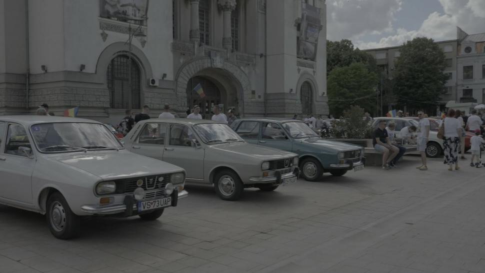 „Sunt mașinile cu care mulți dintre noi au mers în prima vacanță”. Expoziție cu Dacia din perioada comunistă, la Vaslui 1076228