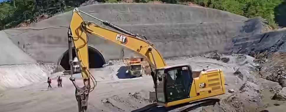 Avansează lucrările pe Autostrada Sibiu-Pitești. Al treilea tunel de la Boița-Cornetu, în execuție. Cele mai noi imagini de pe șantier 1076658