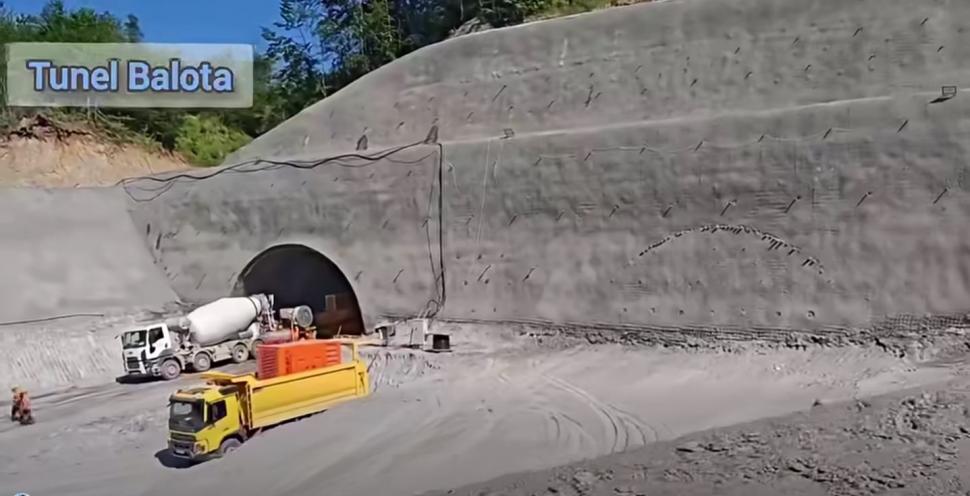 Avansează lucrările pe Autostrada Sibiu-Pitești. Al treilea tunel de la Boița-Cornetu, în execuție. Cele mai noi imagini de pe șantier 1076662