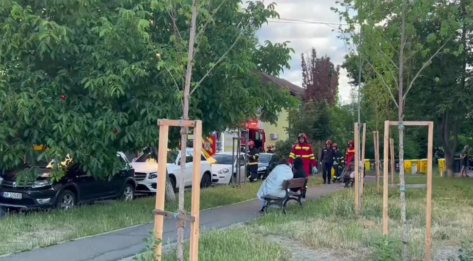 Explozie puternică, urmată de un incendiu, într-un bloc din Timişoara: Mai multe persoane au avut nevoie de îngrijiri medicale 1076603