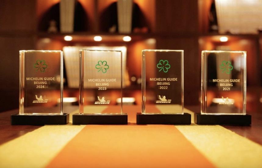 Restaurantul atât de bun încât oficialii chinezi au primit interdicție să meargă acolo: E singurul din lume cu patru stele Michelin 1077038