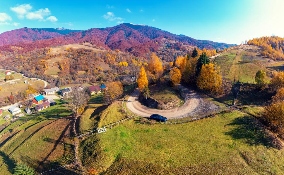 Șapte trasee frumoase cu mașina în România la fel de spectaculoase ca Transfăgărășanul, dar mult mai libere 1077099