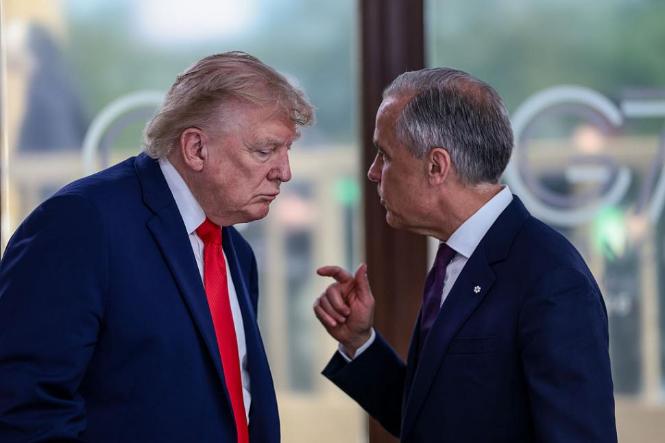 Cum l-a câștigat Macron pe Trump la reuniunea G7. Până la următoarea ceartă. Imaginile de culise ale summitului 1077704