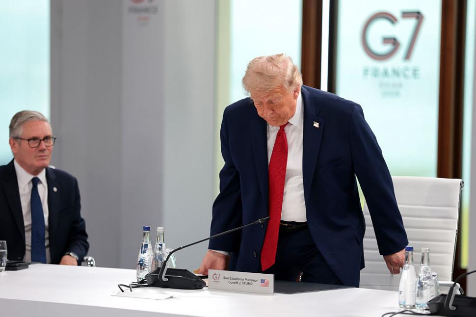Cum l-a câștigat Macron pe Trump la reuniunea G7. Până la următoarea ceartă. Imaginile de culise ale summitului 1077724