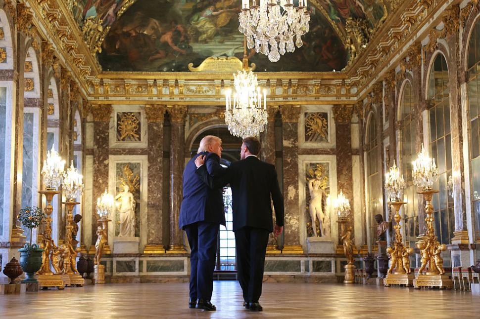 Cum l-a câștigat Macron pe Trump la reuniunea G7. Până la următoarea ceartă. Imaginile de culise ale summitului 1077734