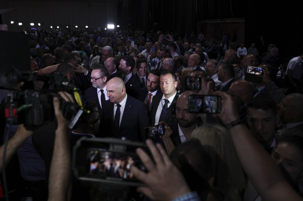 bolojan la congres octav ganea