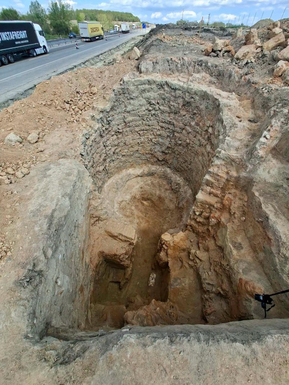 Descoperire arheologică rară pe șantierul unei autostrăzi: Un oraș roman vechi de aproape 2.000 de ani a ieșit la lumină în Ungaria 1078256