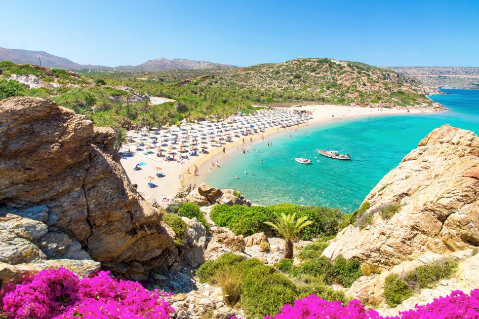 Vacanțele în Grecia au ajuns mai scumpe decât cele în Spania și Portugalia. Cât a ajuns să cheltuiască zilnic un turist 1078020
