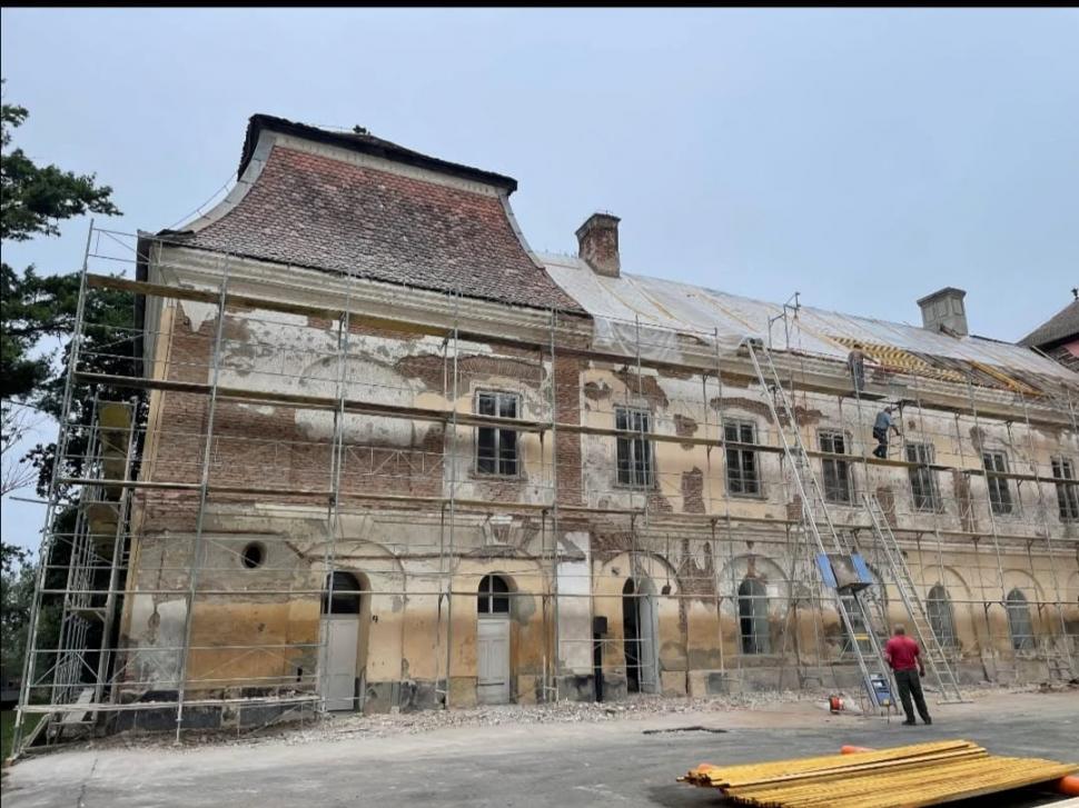 Castelul Teleki a fost restaurat și se redeschide pentru vizitatori. Cum arată acum, după o investiție de 4,6 milioane de euro 1078639