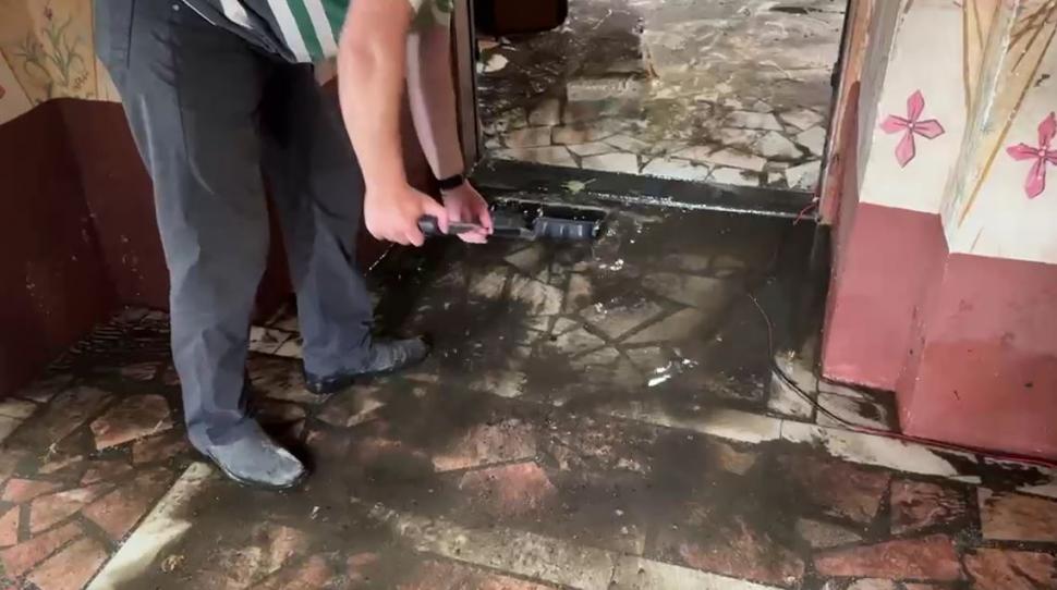 Furtună apocaliptică la Sibiu. Un spital şi o biserică au fost inundate, la fel şi sedii de Poliţie. A fost dezastru şi în alte judeţe 1078783