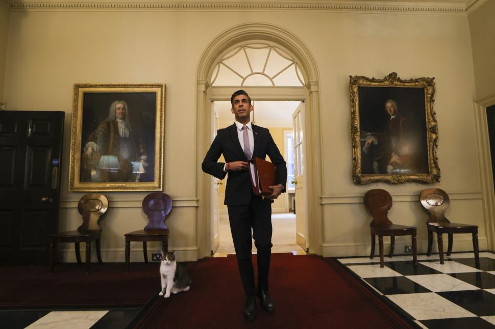 Adevăratul deținător al cheilor de la Downing Street 10. Larry a rezistat mai mult decât șase premieri, îl așteaptă pe al șaptelea 1078942