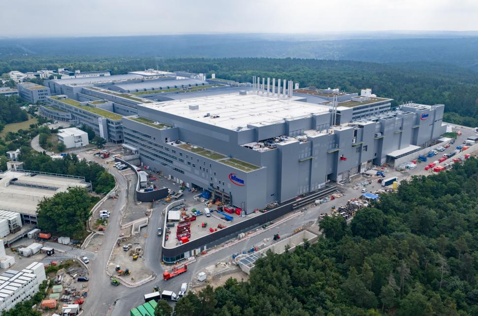 O fabrică de cipuri de 5 miliarde de euro se deschide în UE: Apar 1.000 de noi locuri de muncă. Cum arată Smart Power Fab 1078918