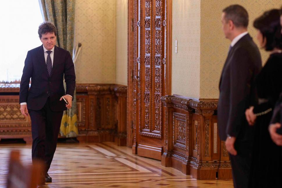 Privirile de la Cotroceni. Cum s-a văzut marți interacțiunea între marii actori politici în imaginile Inquam Photos 1079150