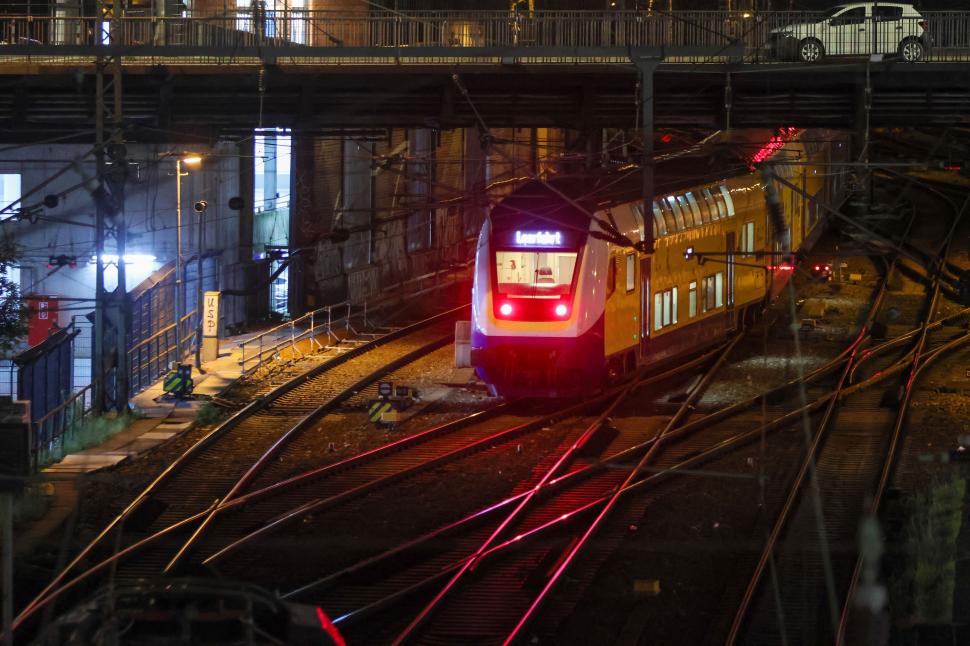 Haos în Germania: Toate trenurile au fost oprite la nivel național din cauza unei defecțiuni tehnice 1079202