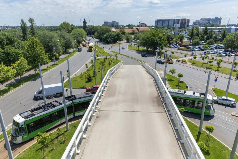 Imagini cu parcările din Pantelimon şi de la Arena Naţională, pe care Primăria Bucureşti le dă în folosinţă de la 1 iulie. Ce tarife au 1079471