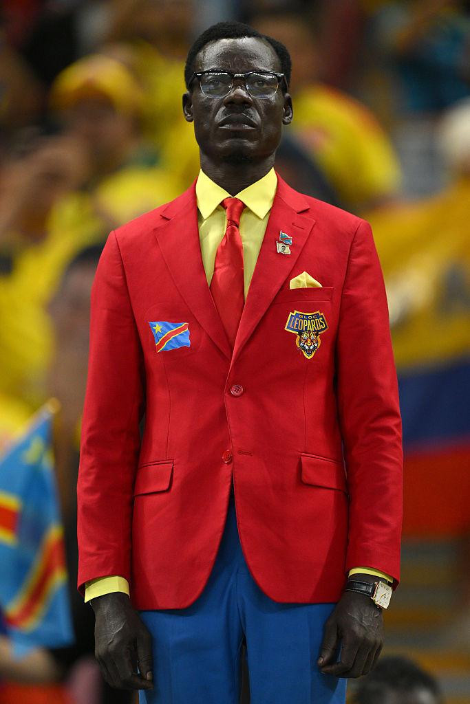 „Statuia vie Lumumba” a ajuns la Cupa Mondială 2026. De ce stă nemișcat la toate meciurile și care este povestea lui 1079255